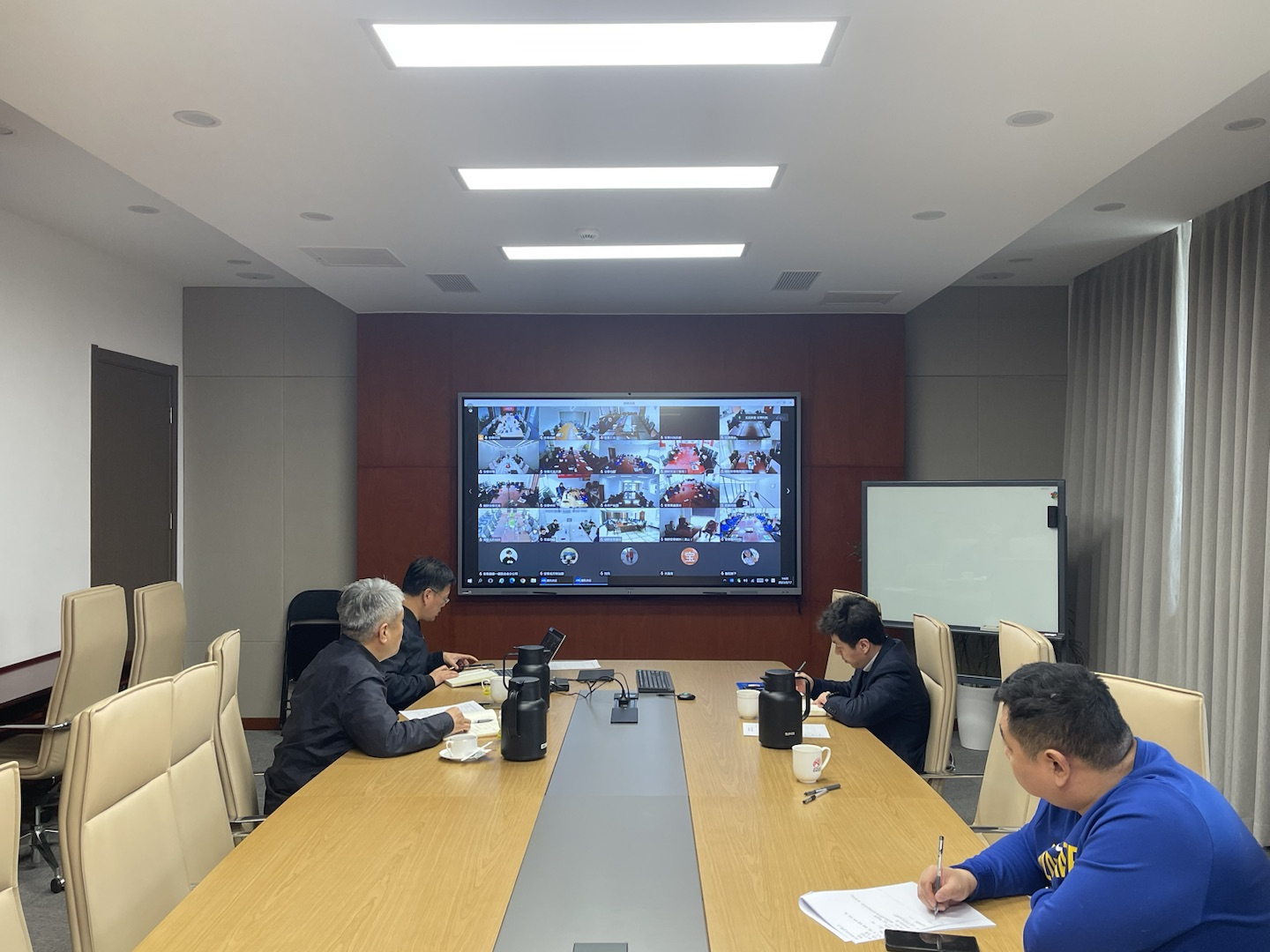 04圖片1 (2).png 04圖片1 (2).png