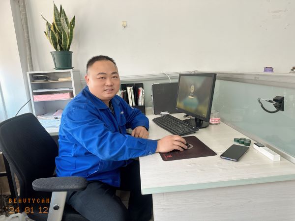 01 王風(fēng)軍1.jpg 01 王風(fēng)軍1.jpg